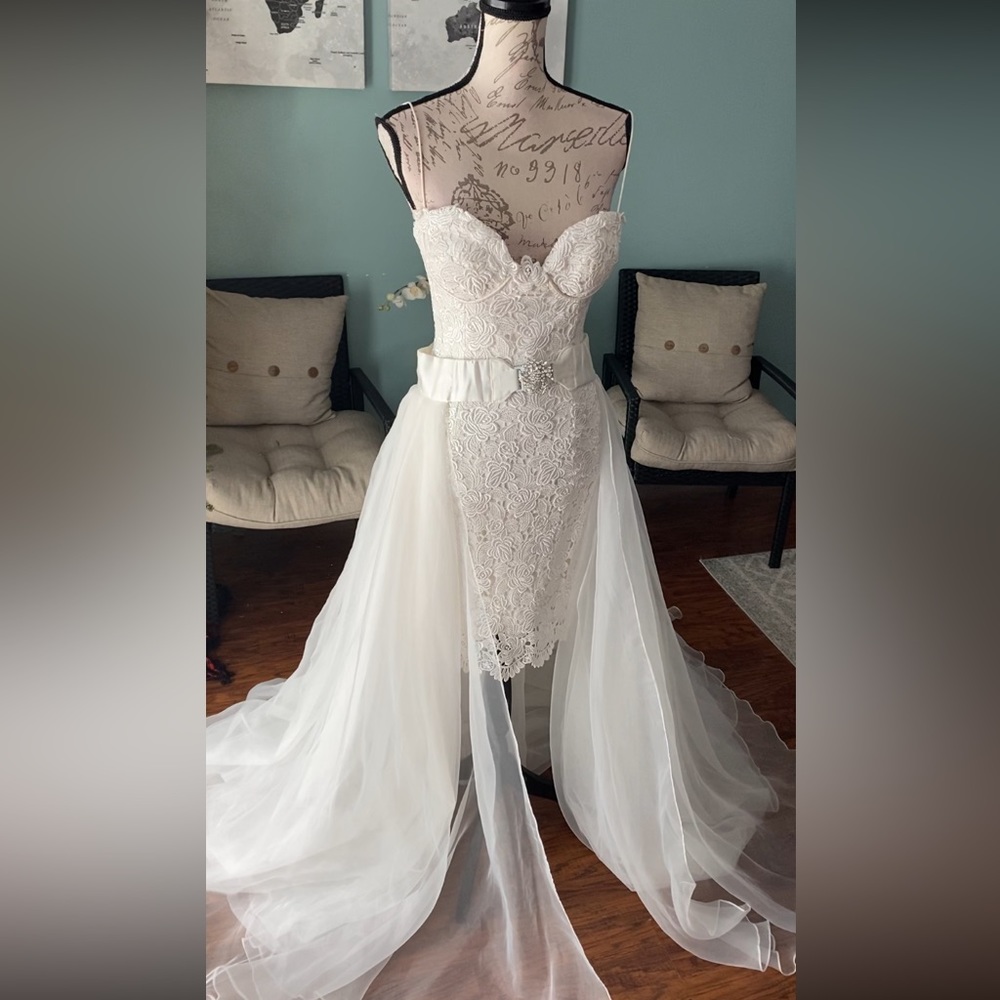Baracci lace wedding dress with detachable overskirt